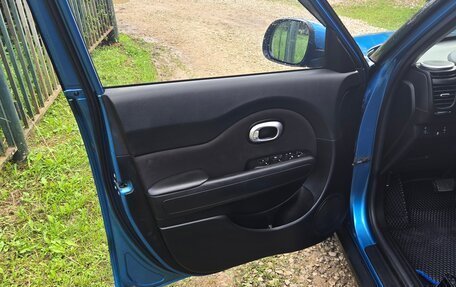 KIA Soul II рестайлинг, 2016 год, 1 300 000 рублей, 9 фотография