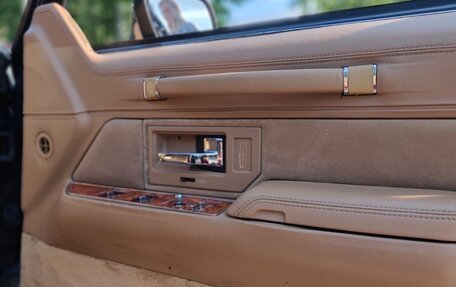 Lincoln Town Car II, 1992 год, 1 450 000 рублей, 11 фотография