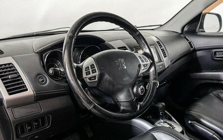 Peugeot 4007, 2010 год, 997 000 рублей, 13 фотография