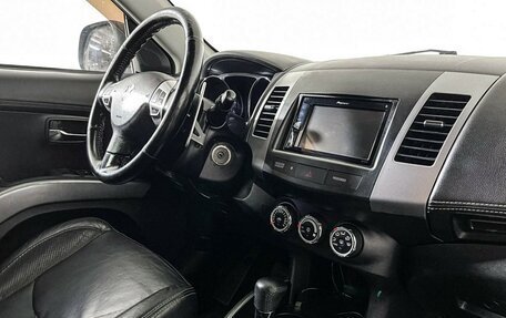 Peugeot 4007, 2010 год, 997 000 рублей, 9 фотография