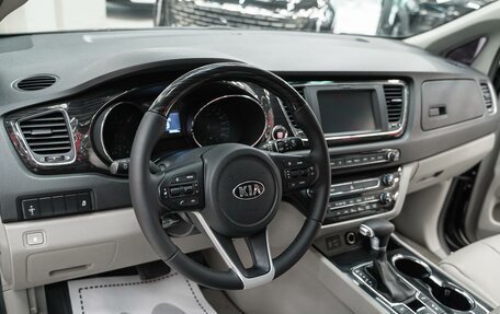 KIA Carnival III, 2019 год, 2 549 000 рублей, 12 фотография