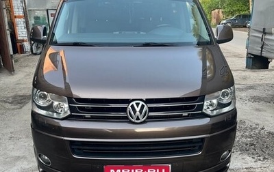 Volkswagen Caravelle T5, 2012 год, 2 400 000 рублей, 1 фотография