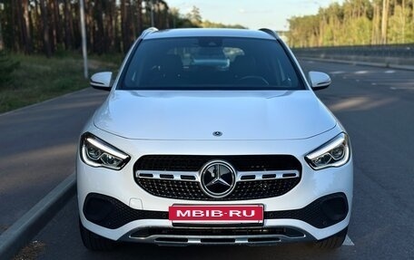 Mercedes-Benz GLA, 2020 год, 3 790 000 рублей, 2 фотография