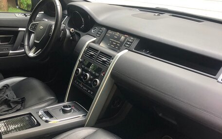 Land Rover Discovery Sport I рестайлинг, 2019 год, 2 800 000 рублей, 7 фотография