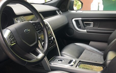 Land Rover Discovery Sport I рестайлинг, 2019 год, 2 800 000 рублей, 10 фотография