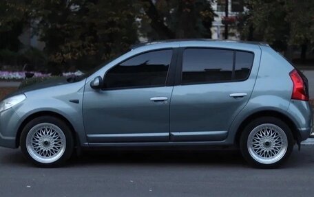 Renault Sandero I, 2011 год, 600 000 рублей, 2 фотография