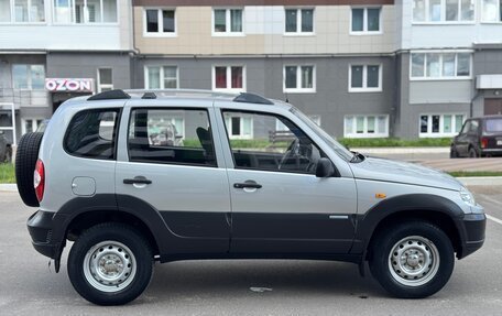 Chevrolet Niva I рестайлинг, 2010 год, 625 000 рублей, 4 фотография