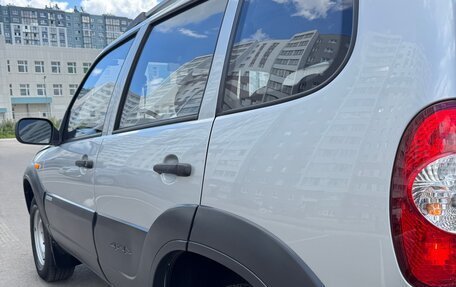 Chevrolet Niva I рестайлинг, 2010 год, 625 000 рублей, 15 фотография