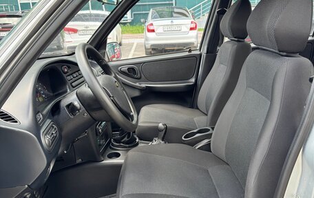 Chevrolet Niva I рестайлинг, 2010 год, 625 000 рублей, 23 фотография