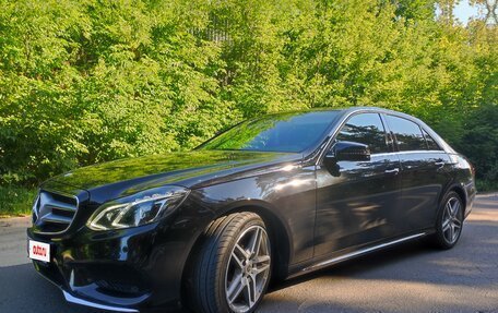 Mercedes-Benz E-Класс, 2015 год, 2 700 000 рублей, 5 фотография