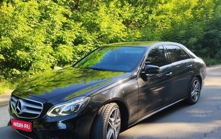 Mercedes-Benz E-Класс, 2015 год, 2 700 000 рублей, 3 фотография