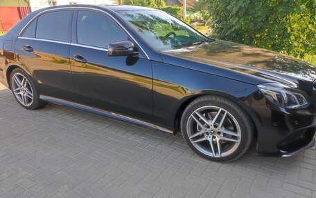 Mercedes-Benz E-Класс, 2015 год, 2 700 000 рублей, 10 фотография