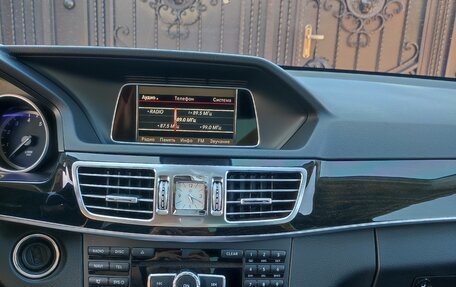 Mercedes-Benz E-Класс, 2015 год, 2 700 000 рублей, 20 фотография