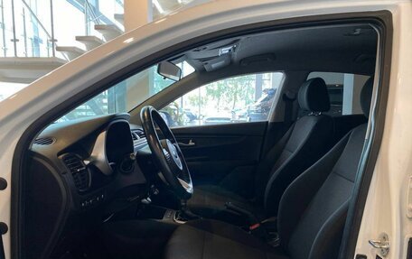 KIA Rio IV, 2020 год, 1 670 000 рублей, 8 фотография
