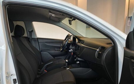 KIA Rio IV, 2020 год, 1 670 000 рублей, 21 фотография