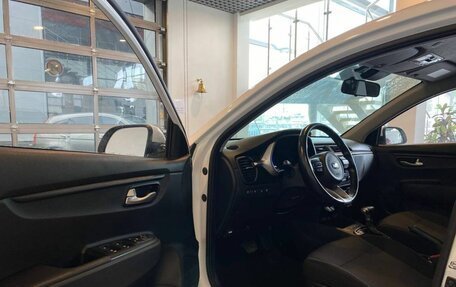 KIA Rio IV, 2020 год, 1 670 000 рублей, 13 фотография