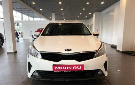 KIA Rio IV, 2020 год, 1 670 000 рублей, 35 фотография