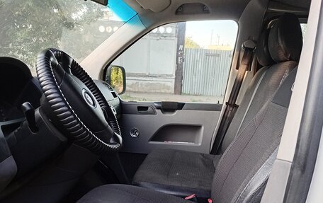 Volkswagen Transporter T5 рестайлинг, 2007 год, 900 000 рублей, 7 фотография