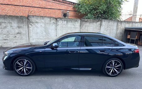 BMW 5 серия, 2023 год, 8 350 000 рублей, 6 фотография