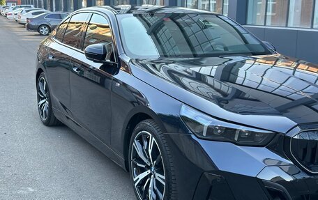 BMW 5 серия, 2023 год, 8 350 000 рублей, 3 фотография