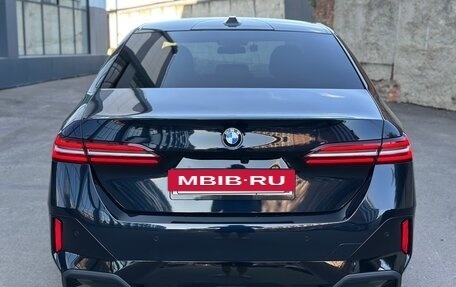 BMW 5 серия, 2023 год, 8 350 000 рублей, 10 фотография