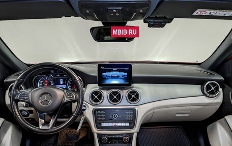 Mercedes-Benz GLA, 2019 год, 2 650 000 рублей, 16 фотография