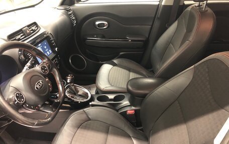 KIA Soul II рестайлинг, 2017 год, 1 229 000 рублей, 9 фотография