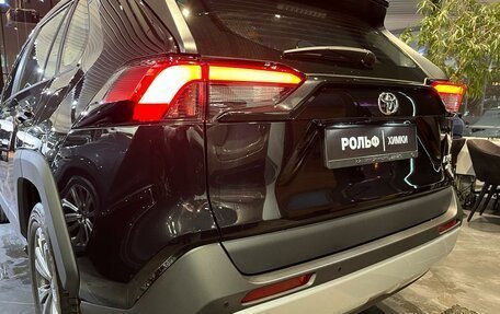 Toyota RAV4, 2025 год, 4 390 000 рублей, 18 фотография