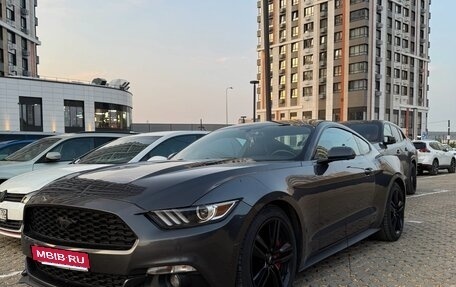 Ford Mustang VI рестайлинг, 2017 год, 2 480 000 рублей, 1 фотография