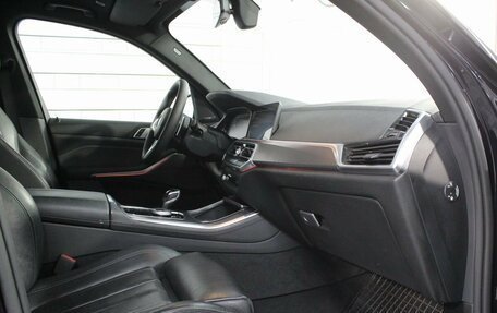 BMW X5, 2019 год, 6 100 000 рублей, 31 фотография