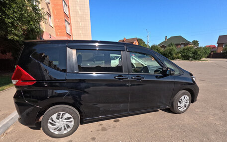 Honda Freed II, 2020 год, 2 100 000 рублей, 27 фотография