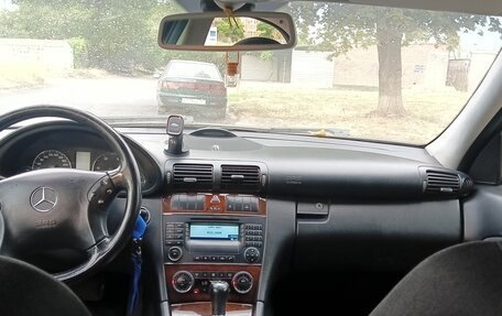 Mercedes-Benz C-Класс, 2004 год, 800 000 рублей, 8 фотография