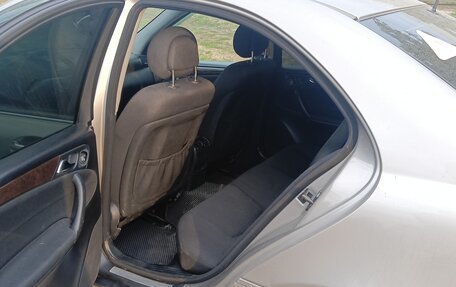 Mercedes-Benz C-Класс, 2004 год, 800 000 рублей, 16 фотография