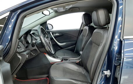 Opel Astra J, 2011 год, 690 000 рублей, 10 фотография