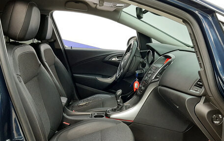 Opel Astra J, 2011 год, 690 000 рублей, 11 фотография