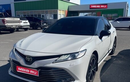 Toyota Camry, 2020 год, 3 050 000 рублей, 1 фотография