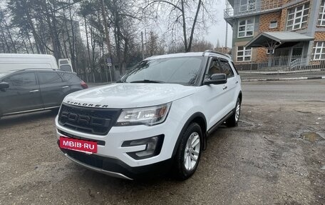Ford Explorer VI, 2017 год, 2 355 000 рублей, 12 фотография
