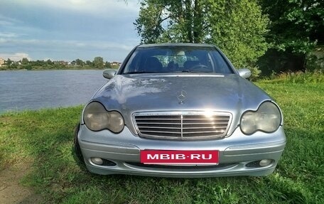 Mercedes-Benz C-Класс, 2001 год, 590 000 рублей, 2 фотография