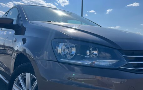 Volkswagen Polo VI (EU Market), 2015 год, 890 000 рублей, 2 фотография