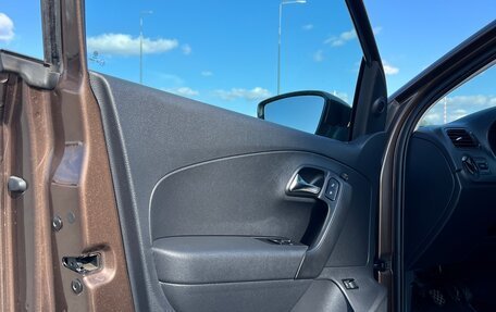 Volkswagen Polo VI (EU Market), 2015 год, 890 000 рублей, 11 фотография
