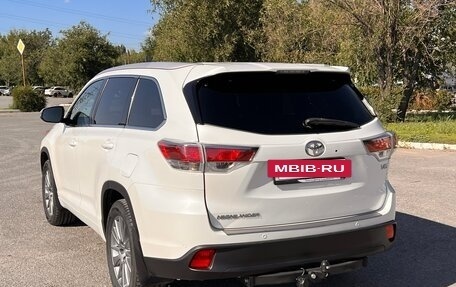 Toyota Highlander III, 2015 год, 2 750 000 рублей, 4 фотография
