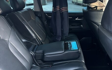 Lexus LX III, 2016 год, 5 750 000 рублей, 8 фотография