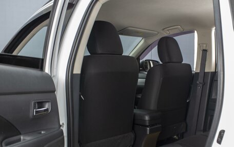 Mitsubishi Outlander III рестайлинг 3, 2013 год, 1 650 000 рублей, 11 фотография