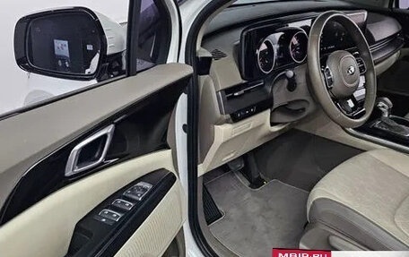 KIA Carnival, 2021 год, 2 880 000 рублей, 16 фотография