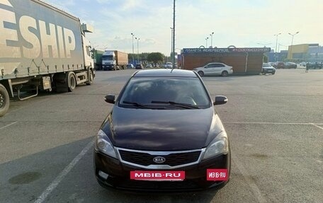 KIA cee'd I рестайлинг, 2010 год, 620 000 рублей, 2 фотография