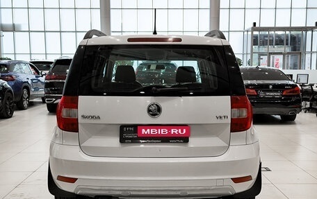Skoda Yeti I рестайлинг, 2014 год, 750 000 рублей, 10 фотография