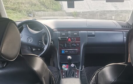 Mercedes-Benz E-Класс, 2002 год, 600 000 рублей, 7 фотография