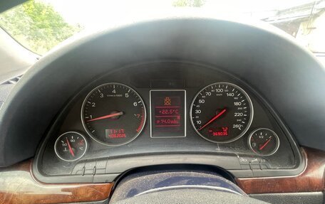 Audi A4, 2002 год, 700 000 рублей, 15 фотография