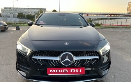 Mercedes-Benz A-Класс, 2018 год, 2 500 000 рублей, 5 фотография