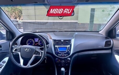 Hyundai Solaris II рестайлинг, 2013 год, 700 000 рублей, 7 фотография